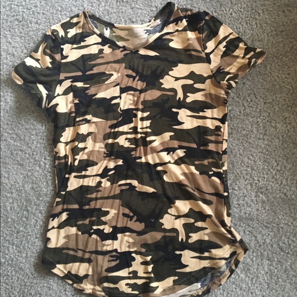 Camo T-Shirt with Front Pocket